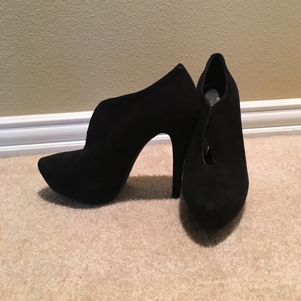 BCBG Black booties