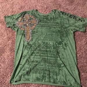 Green Affliction T-shirt. (Large)