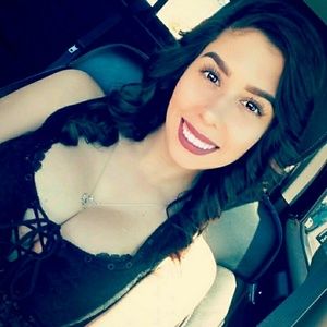 Meet your Posher, Alyssa