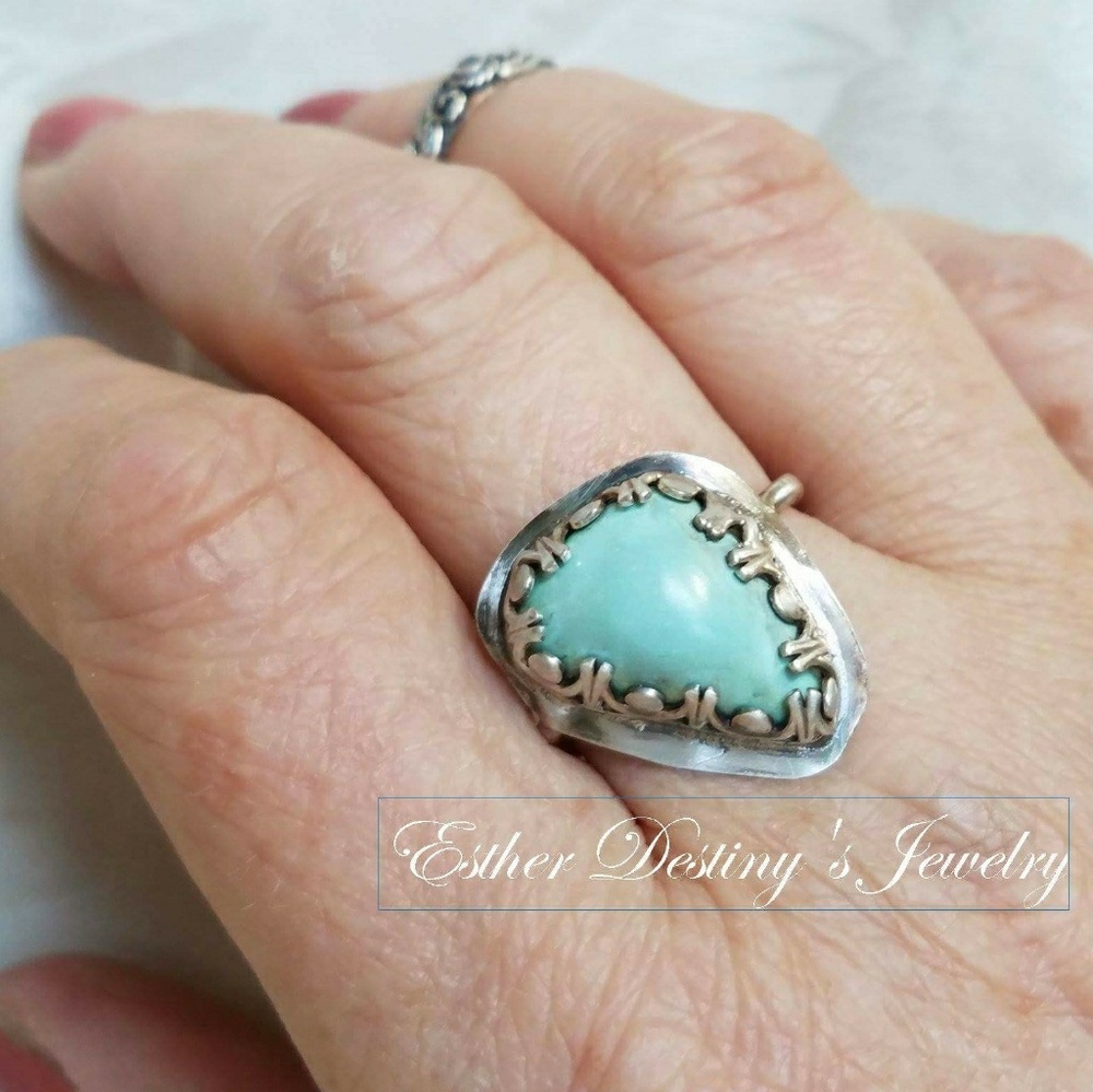 Turquoise Sterling Silver Statement Ring - Picture 4 of 4