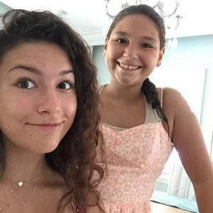 Meet your Posher, Alyssa