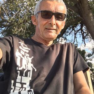 Meet your Posher, Elliott