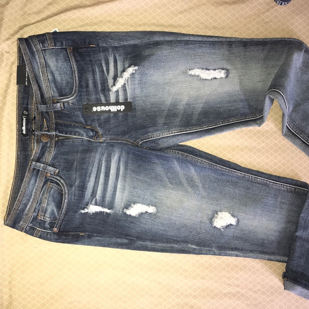Dollhouse ripped jeans
