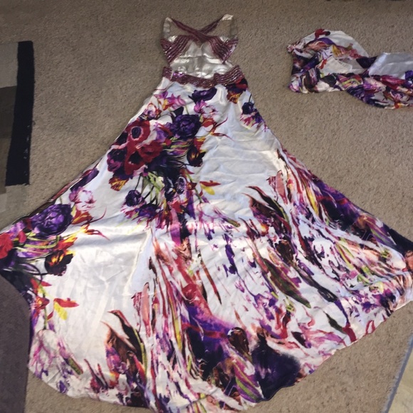 STUNNING Cinderella Dress open bk Great for Prom - Picture 4 of 4