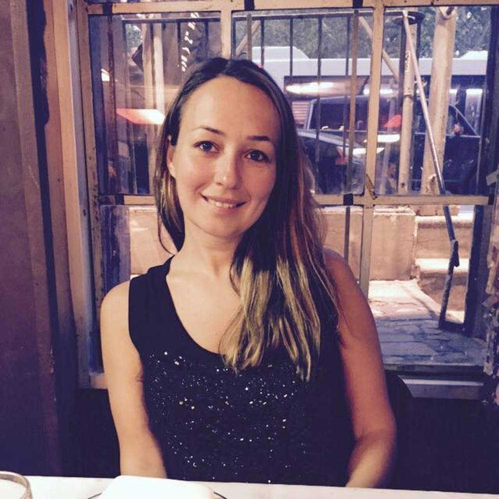 Meet your Posher, Julia
