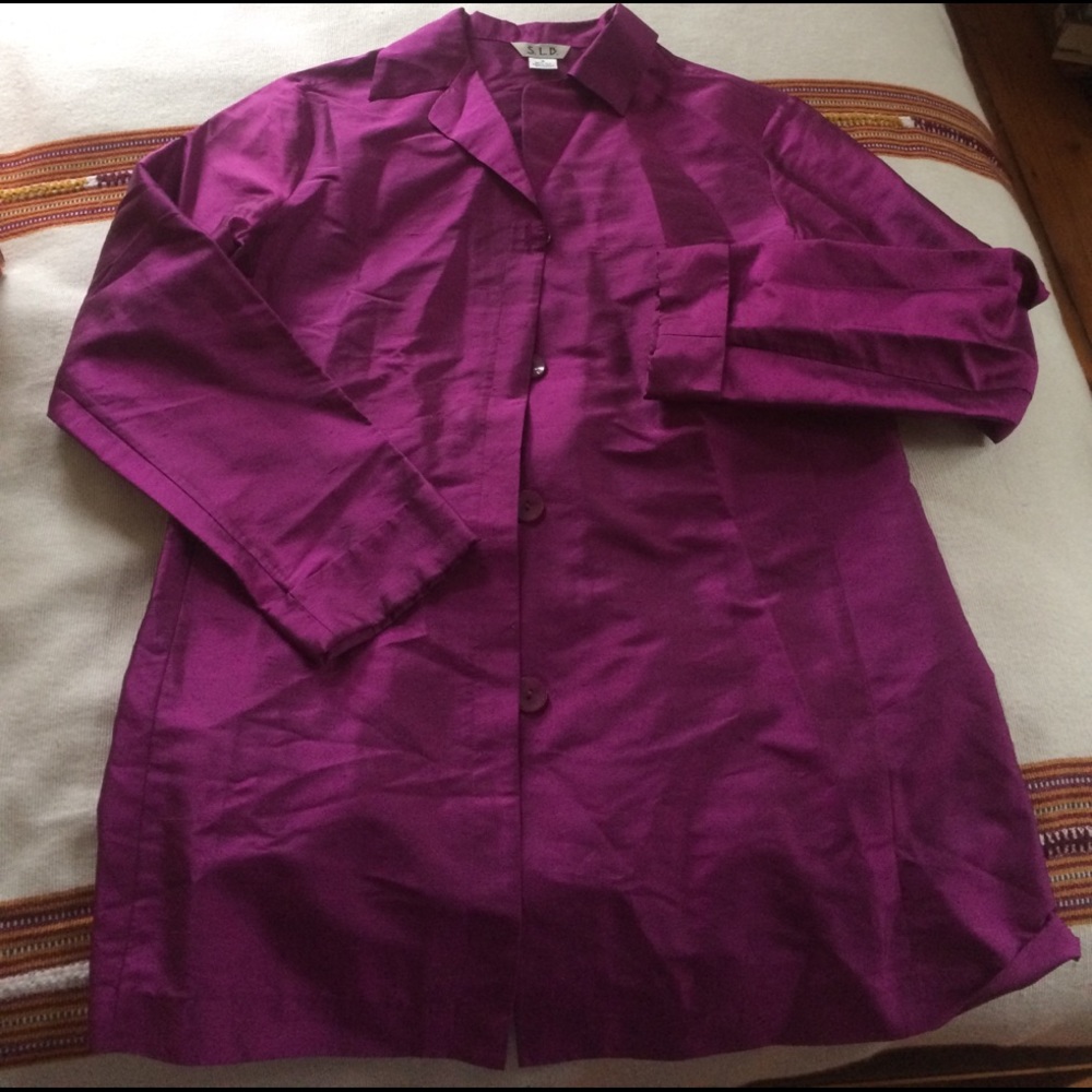 Vibrant, lightweight silk purple blazer