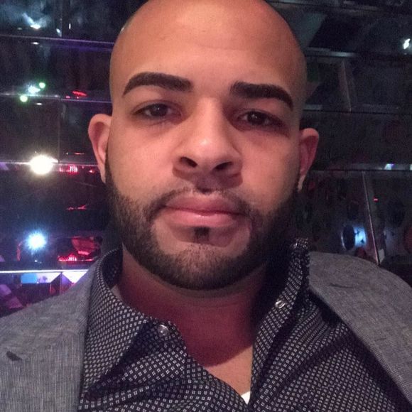 Meet your Posher, Ricardo - Picture 1 of 1