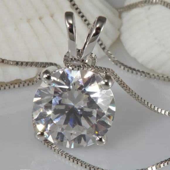 2.0 CT Round Pendant 14K Gold Necklace 18" - Picture 5 of 6