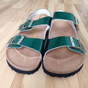 Birkenstock Shoes - 🆕 Milano Shiny Snake Green Birkenstocks Birkenstock Shoes - 🆕 Milano Shiny Snake Green Birkenstocks