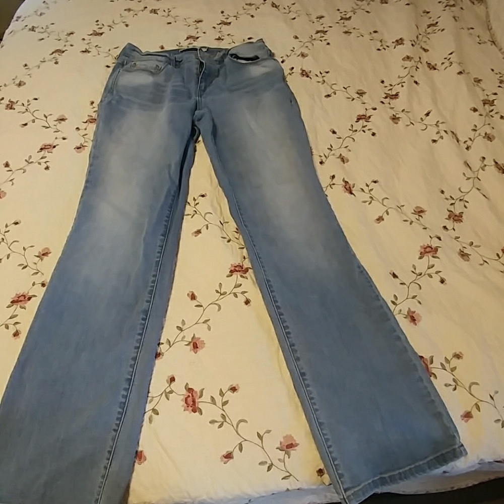 Levis jeans