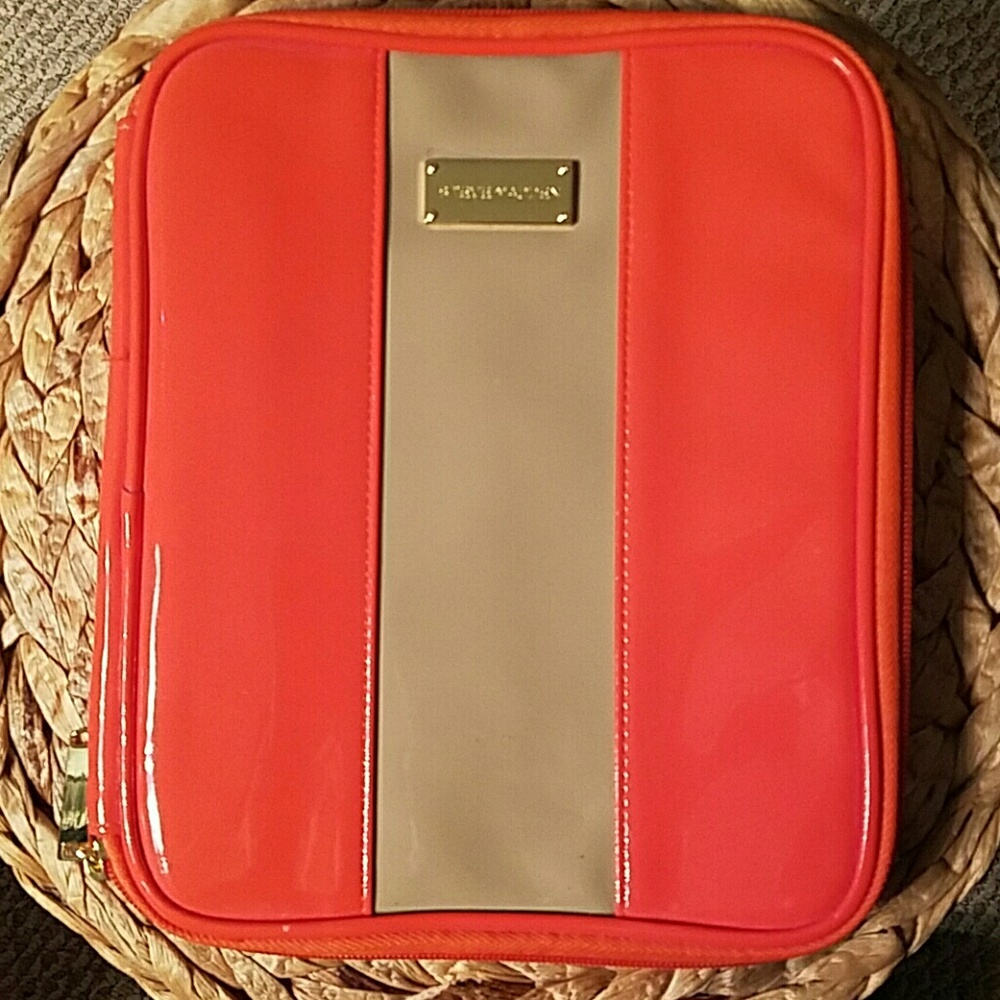 Steve Madden tablet case