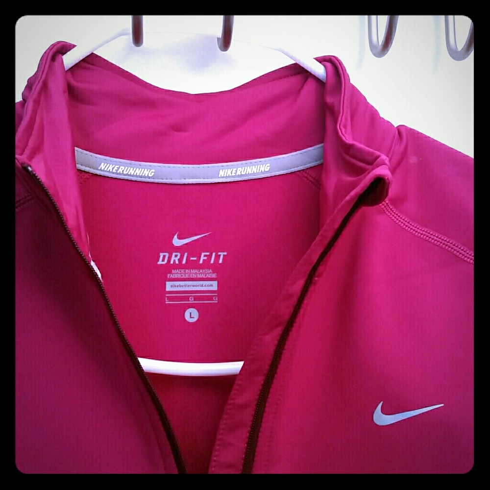 Women's Nike DRI-FIT 1/2 Zip