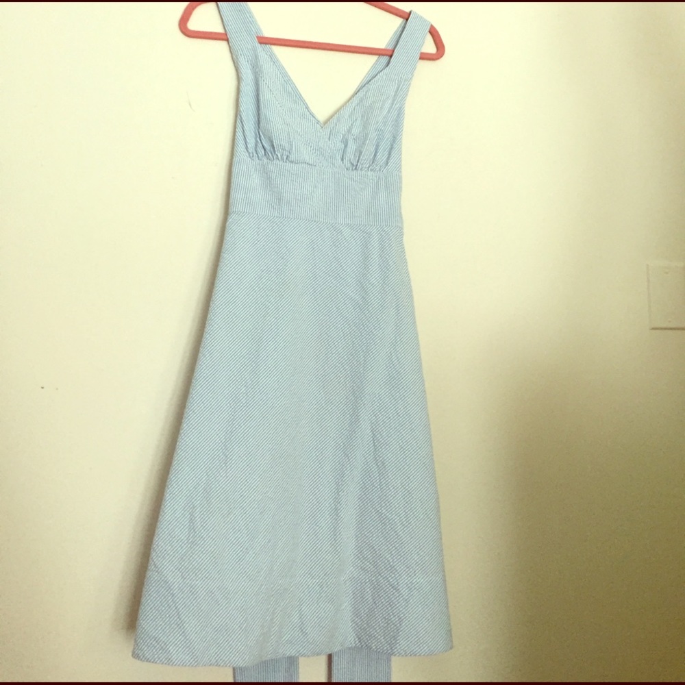 Vineyard Vines searsucker dress