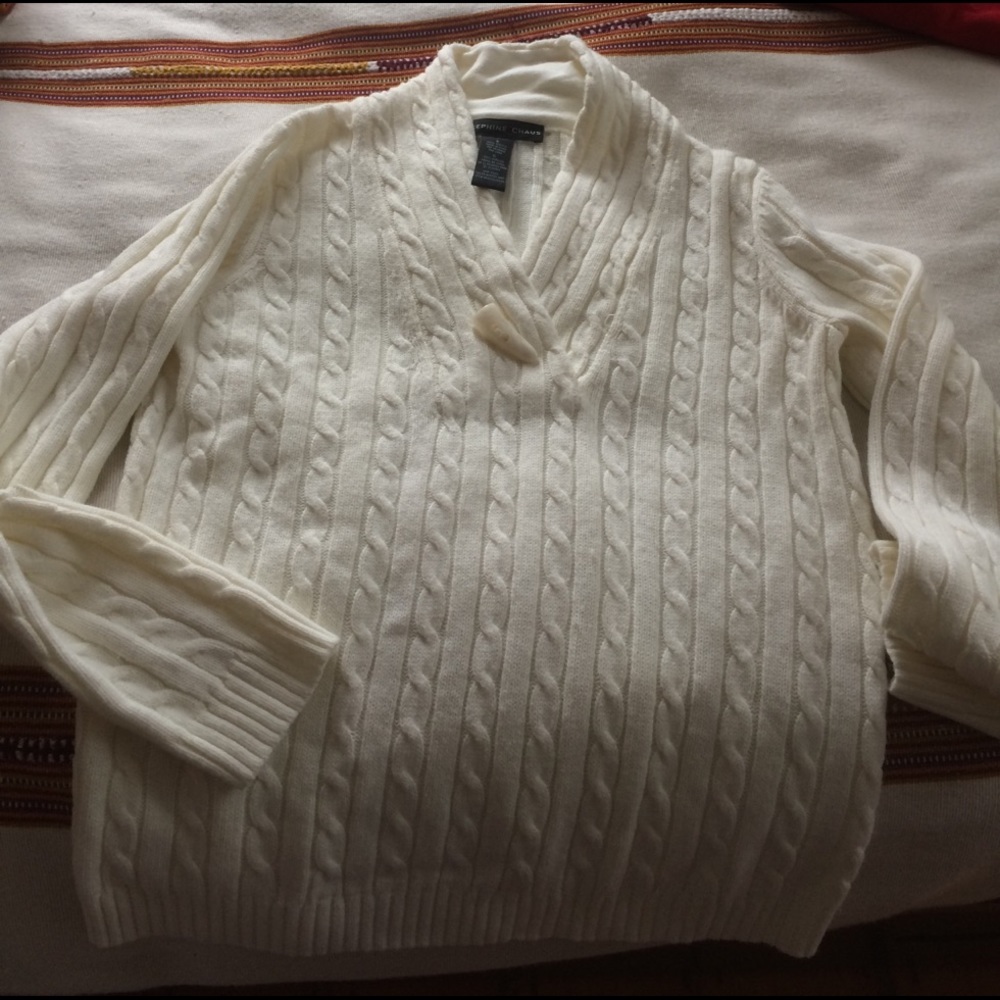 Bright cream, super soft and cozy sweater.