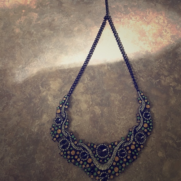 Beautiful Statement Necklace. - Picture 1 of 2