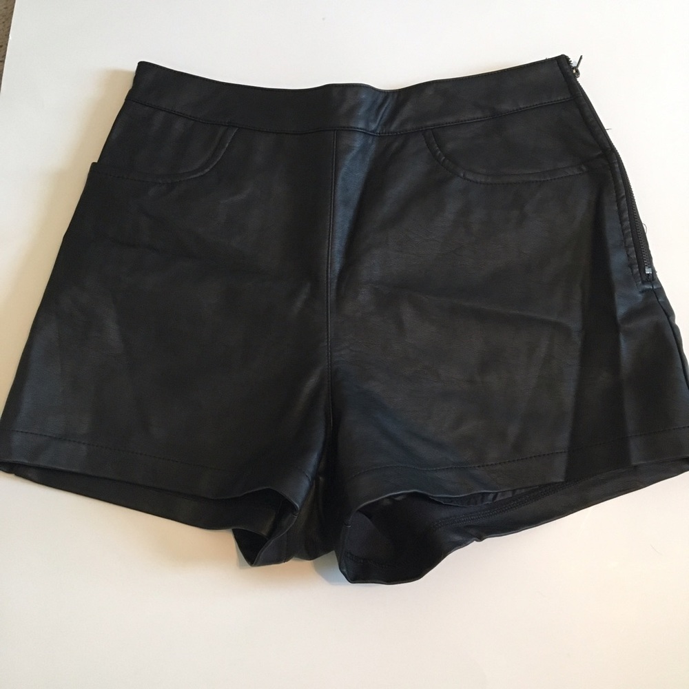 New faux leather shorts
