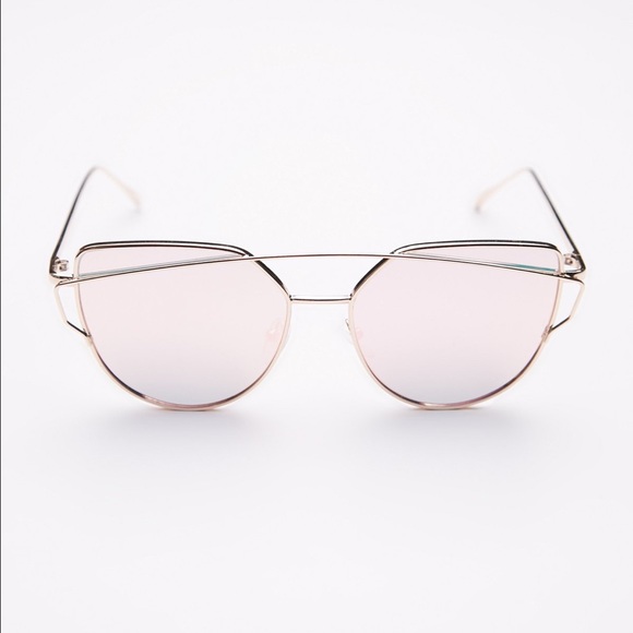 Sunday Sale!! Rose Gold Forget Me Not Aviators 😎 - Picture 3 of 4