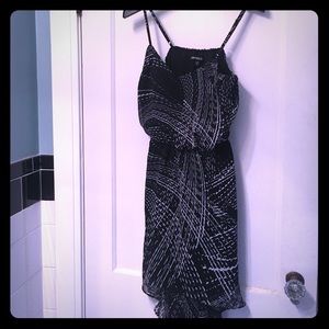 Hi-Lo Black and White Express Dress
