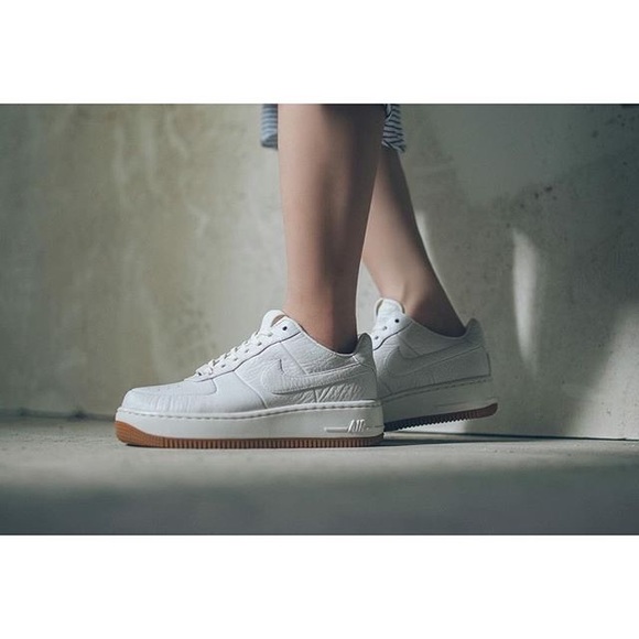 Nike Shoes - Nike Air Force 1 Pinnacle Leather Sneakers