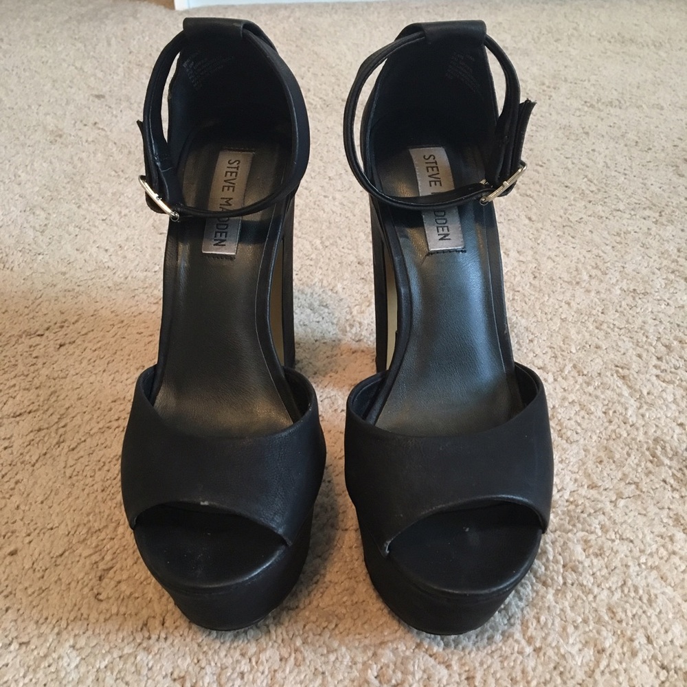 STEVE MADDEN HEELS