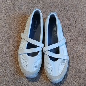 Sperry strappy flats