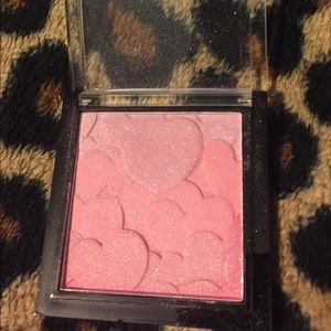 Stila Blush listing