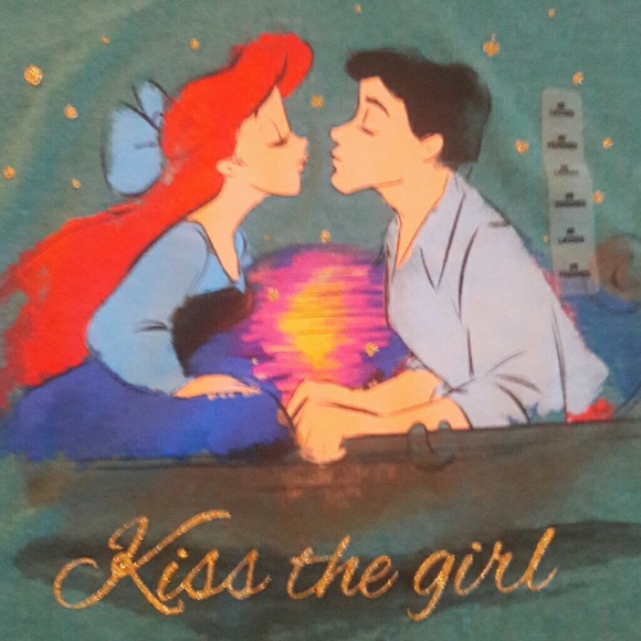 Disney Tops - NWT Kiss the Girl Disney tee