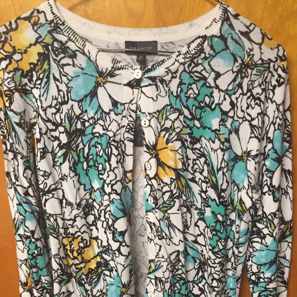 NWT floral cardigan The Limited outlet, size M