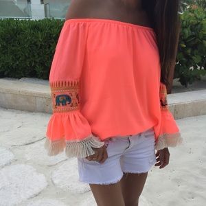 Vava off shoulder neon top in small