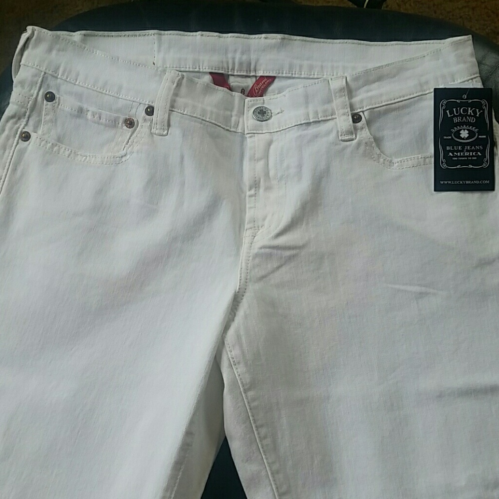 Lucky White Crop Pants (capris) - Picture 3 of 3