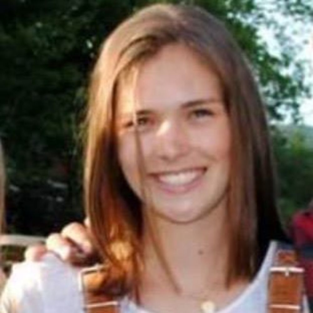 Meet your Posher, Olivia