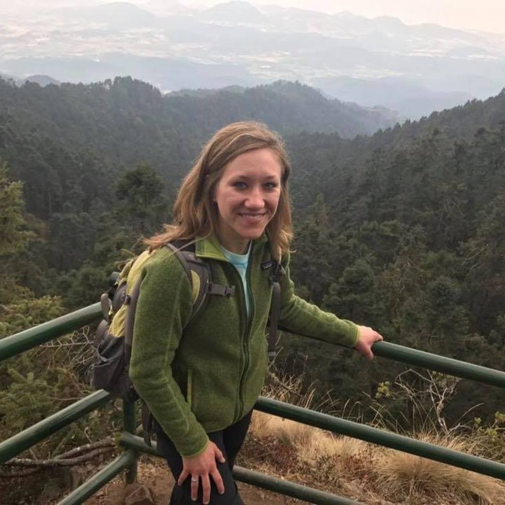 Meet your Posher, Laura