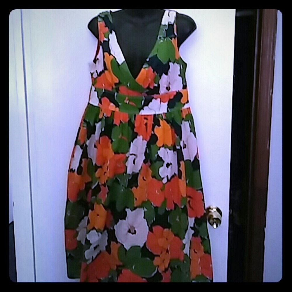 SOLD Liz Claiborne sz 8 Floral A line Dress