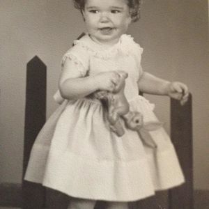 Meet your Posher, Debi