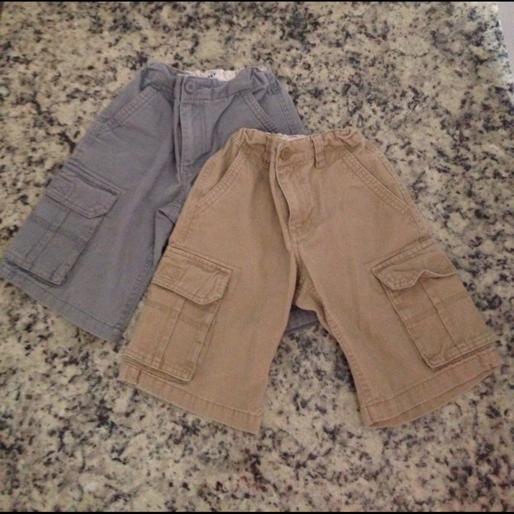 Lot of 2 Boys Old Navy Cargo Shorts size 7 Regular