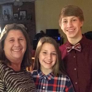 Meet your Posher, Teresa