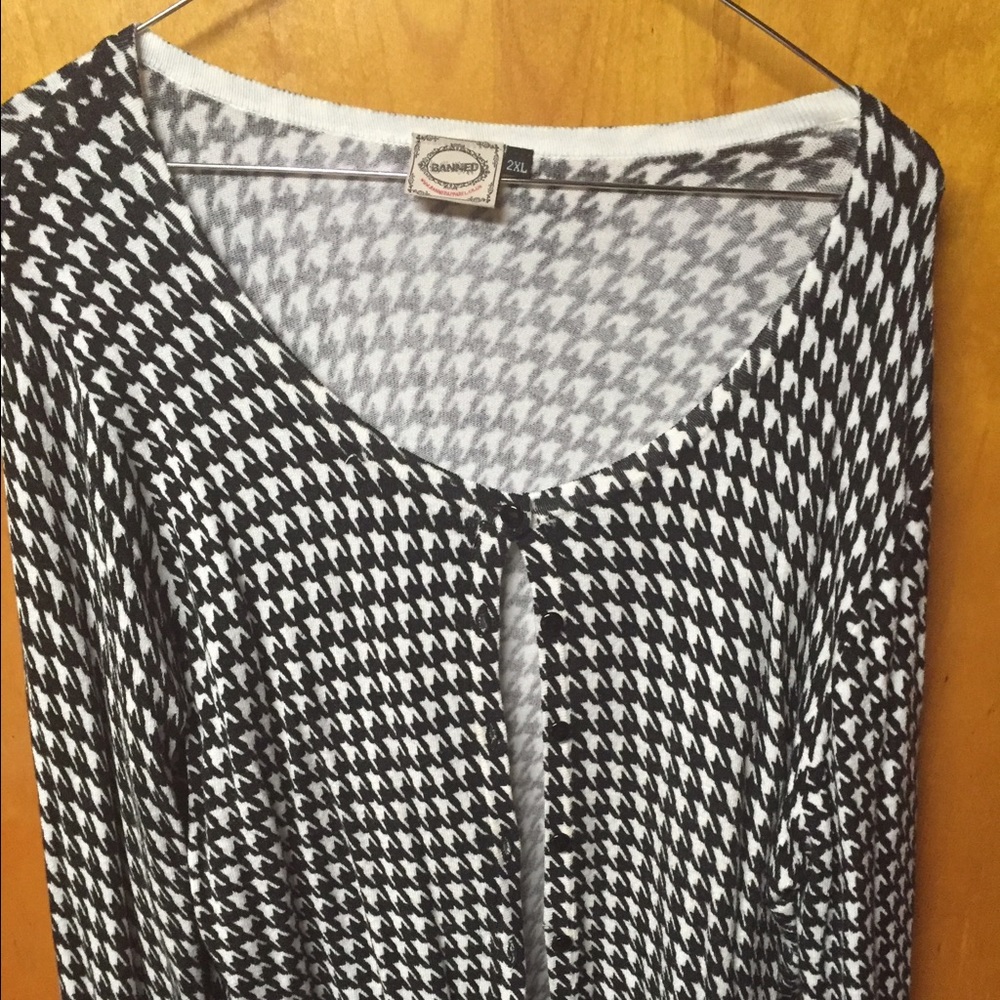 Modcloth houndstooth cardigan Euc size 2x