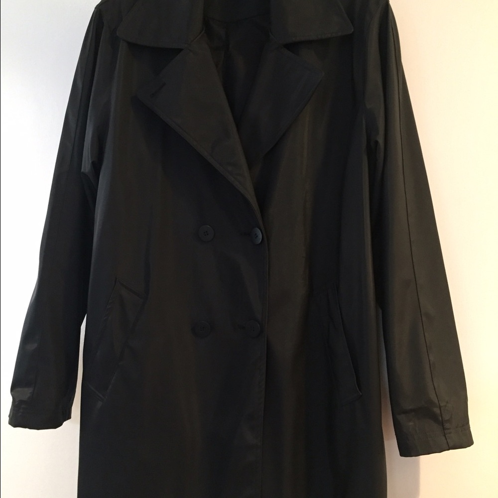 Women's all season rain coat.