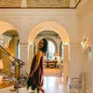 Meet your Posher, Kassandra