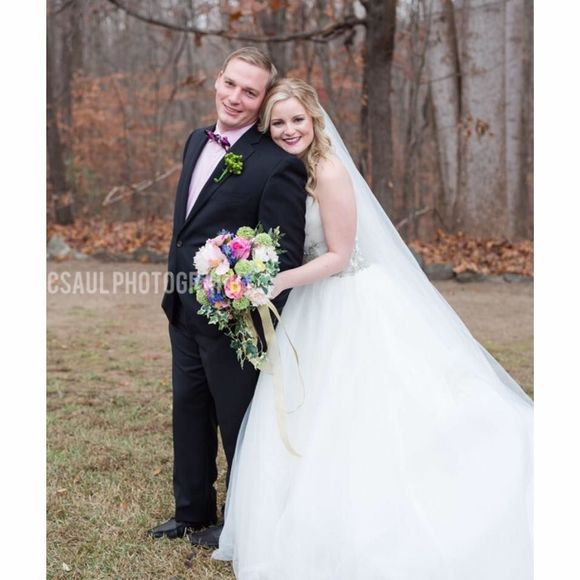 Meet your Posher, Hannah - Picture 1 of 1