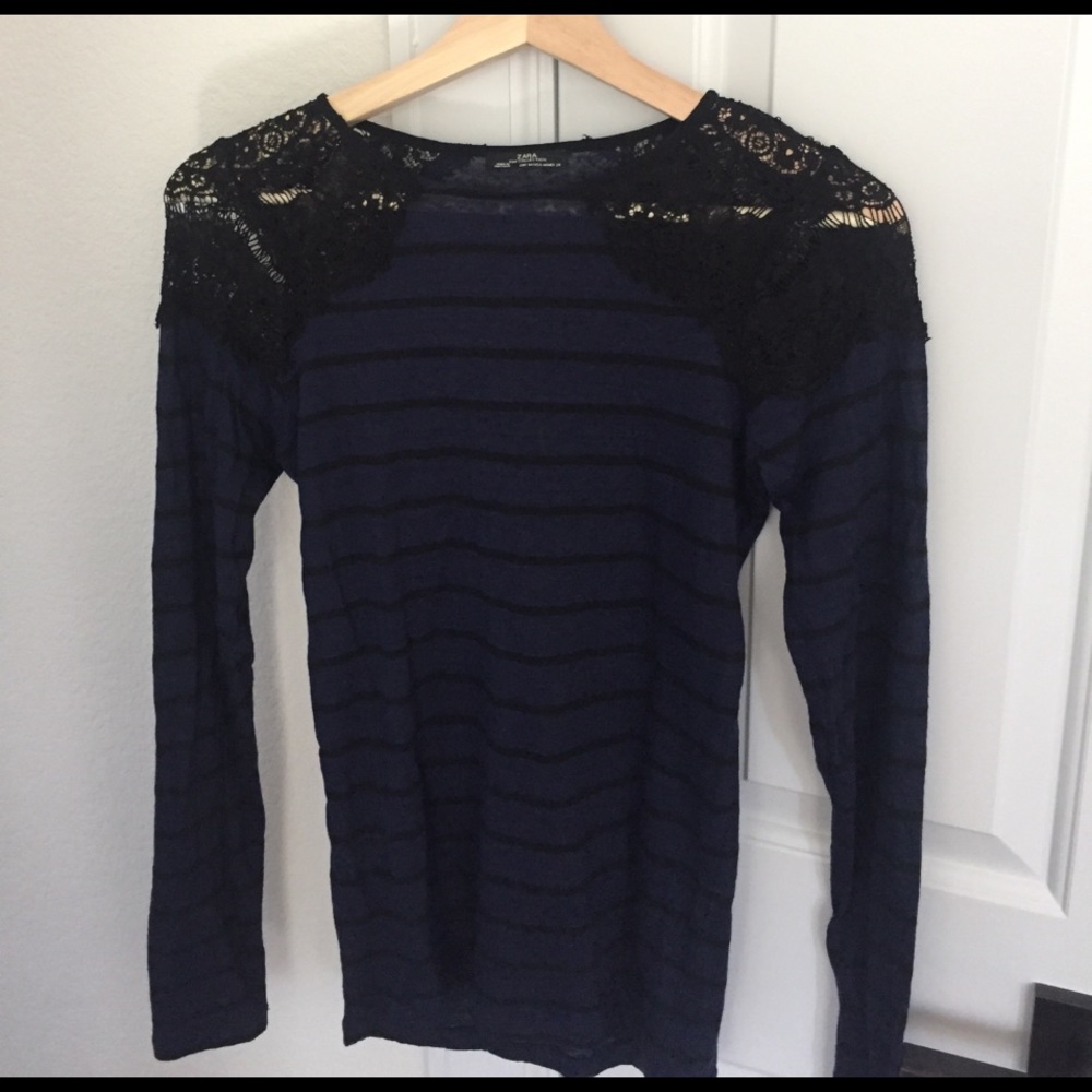 Gorgeous Zara lace detail long sleeve top
