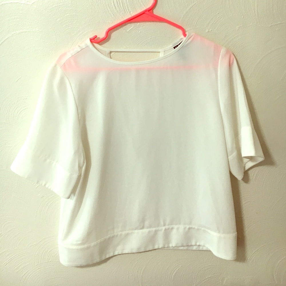 Great open-back top! Only worn once