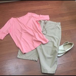 Beautiful Jones New York cotton T