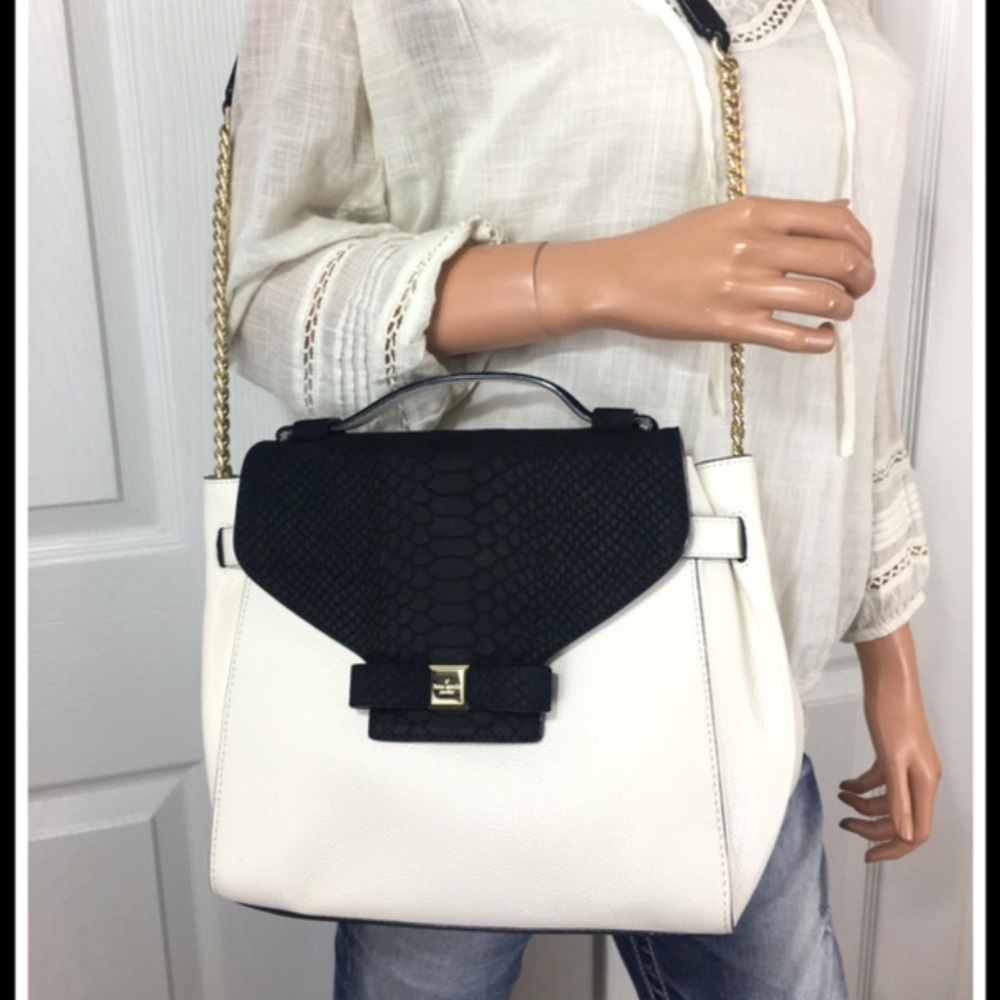 New large Kate Spade Handbag