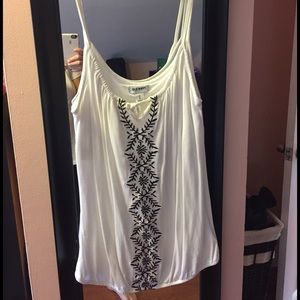 Cute medium women's white tank top