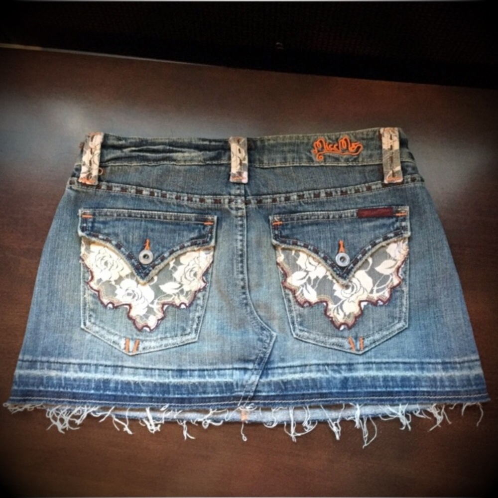🦋Adorable Miss Me Jean Lace Fringe Mini Skirt