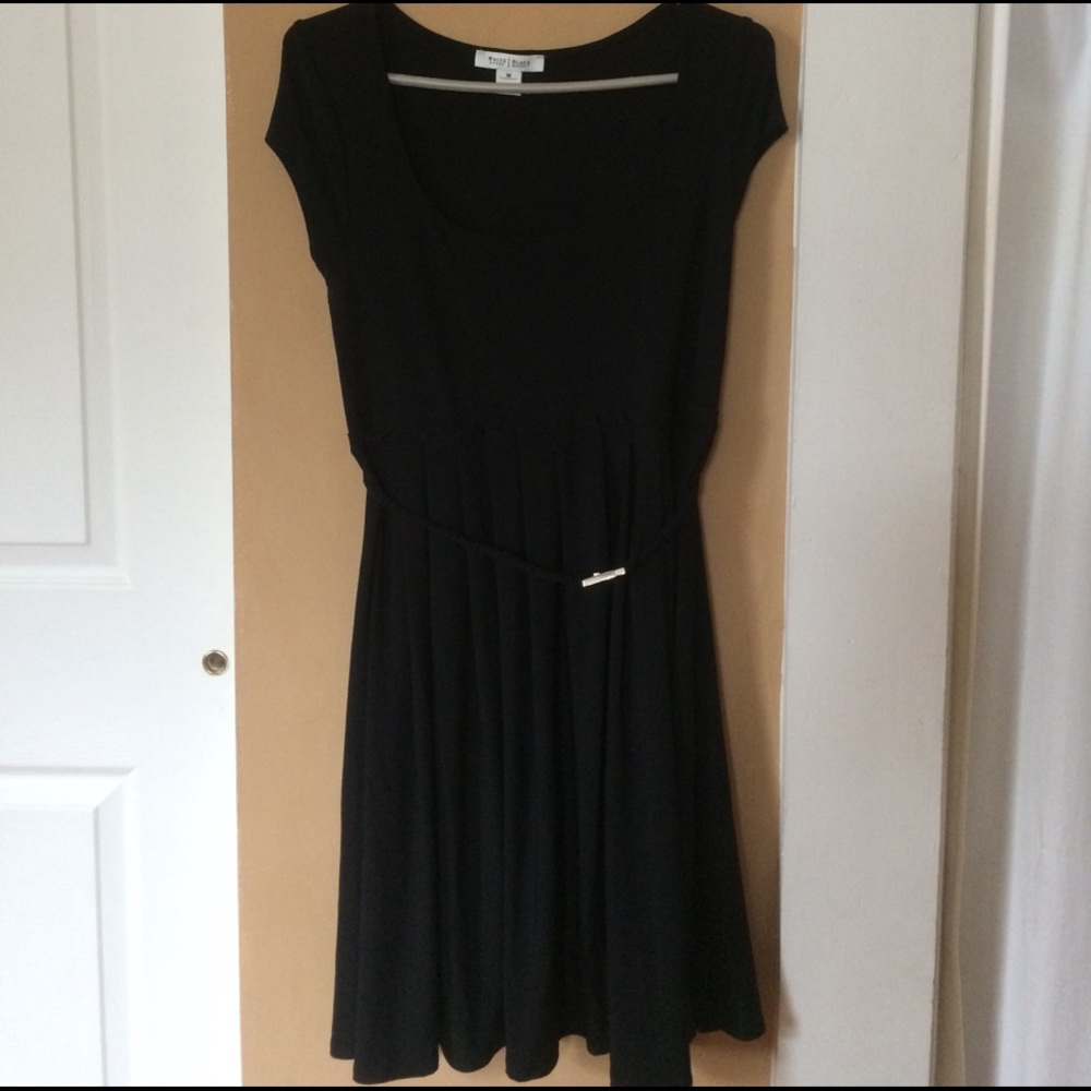 Flounce and twirl, WHBM cap sleeve dress.