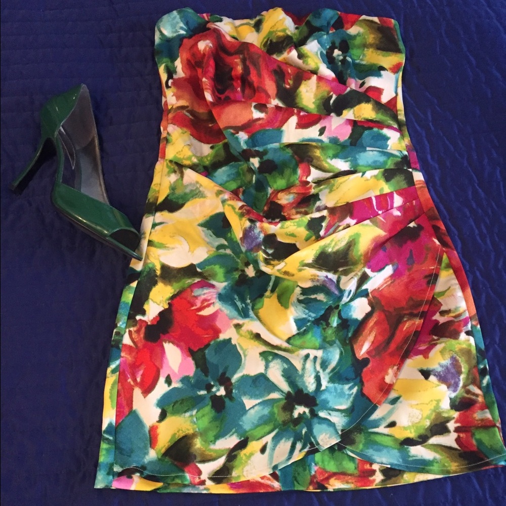 Colorful strapless cocktail dress