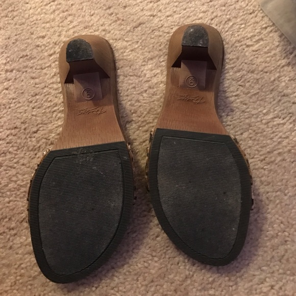 Women's heels good condition - Picture 2 of 3