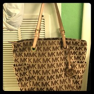 Jet set logo Tote by Michael Kors
